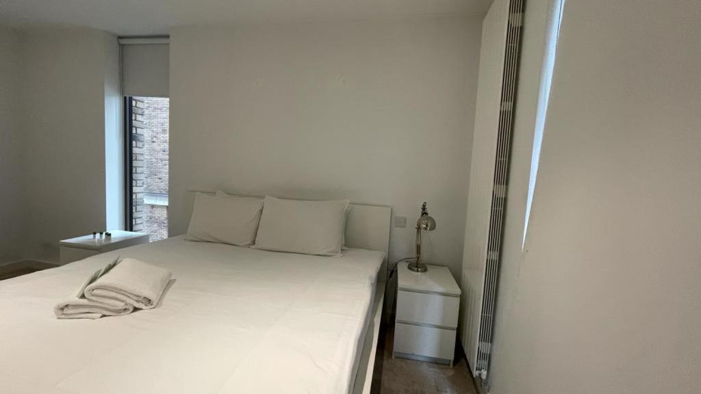 London Docklands Stays - One Bed Apartment Лондон Экстерьер фото